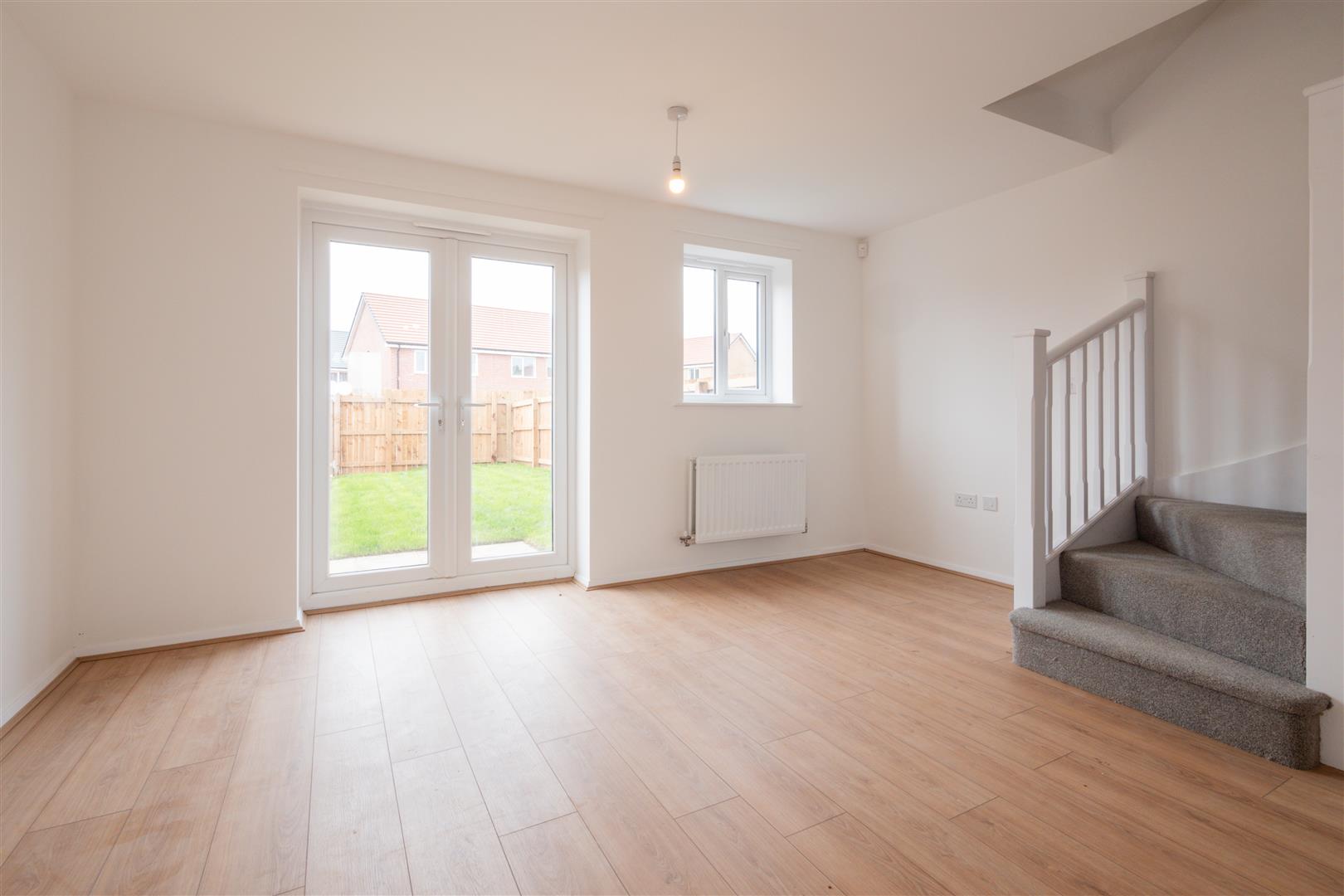 2 Bedroom House To Rent image 6